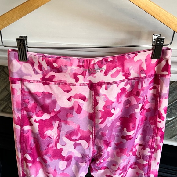 Girls SKECHERS Pink Camo ATHLETIC Workout LEGGINGS With LACE UP Sides XL - Picture 5 of 16